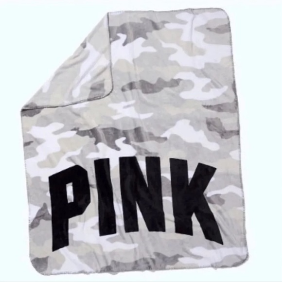 PINK Victoria's Secret Other - VS PINK Camo blanket throw